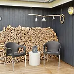 Hébergement de vacances Hjalmsvider - 300m From The Sea By Interhome *