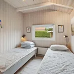 Hébergement de vacances Hjalmsvider - 300m From The Sea By Interhome *