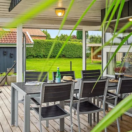 Hébergement de vacances Hjalmsvider - 300m From The Sea By Interhome Broager