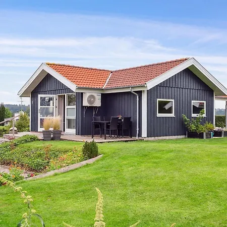 Hjalmsvider - 300m From The Sea By Interhome Broager